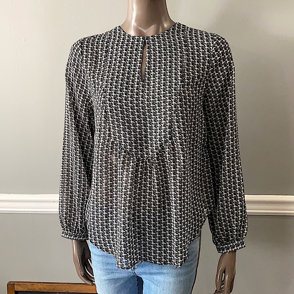 Women’s dressy blouse